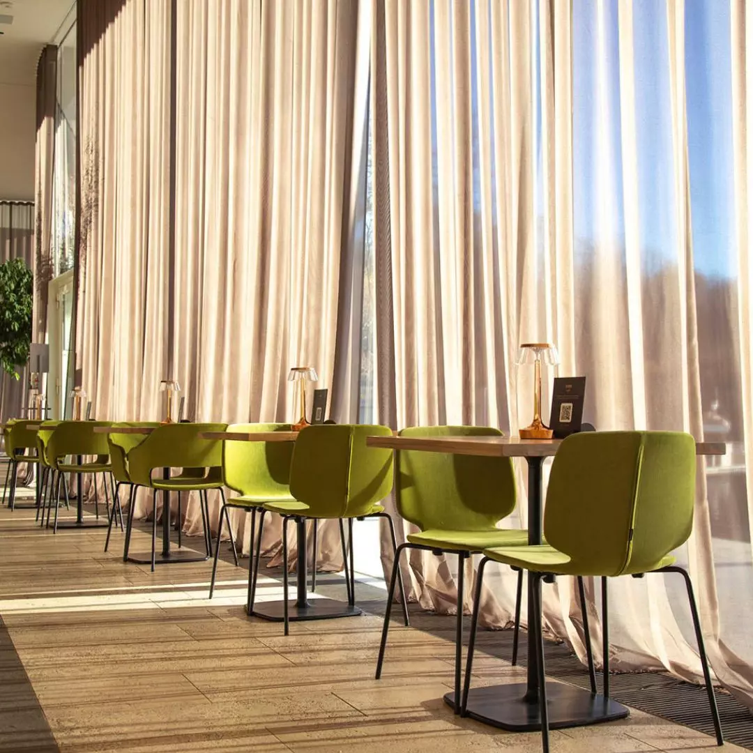 mobiliario de hospitalidad, muebles para restaurantes